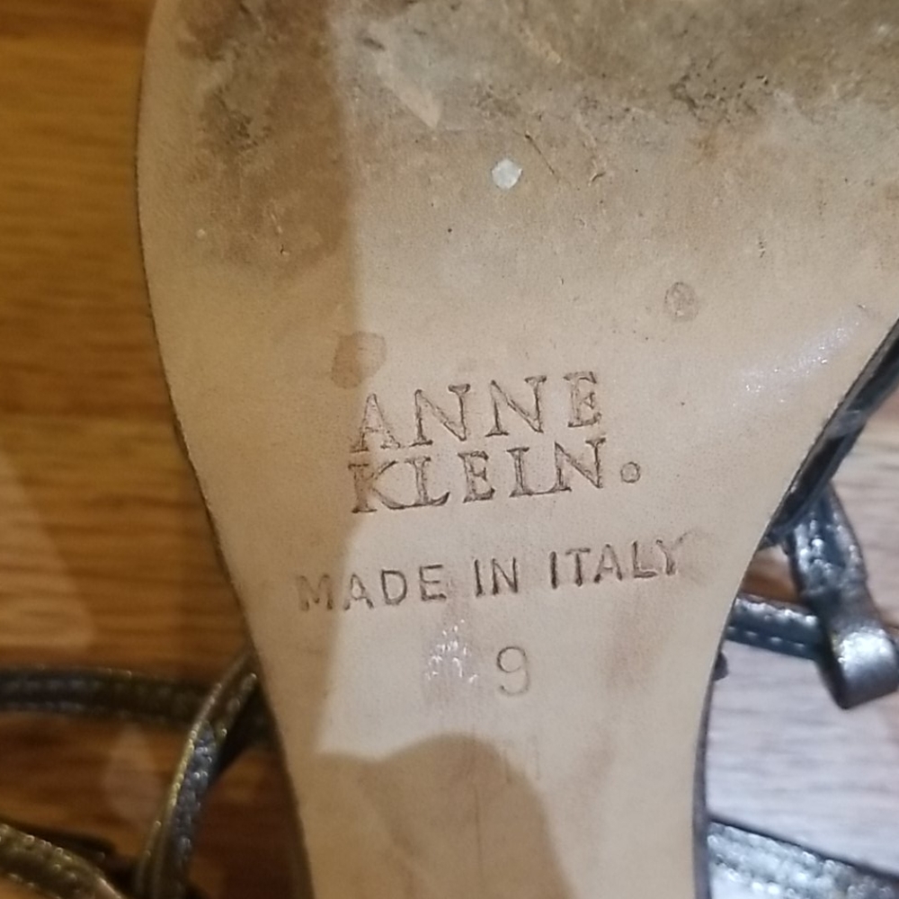 Strapy Anne Klein Platinum Pumps Made In Italy - image 6